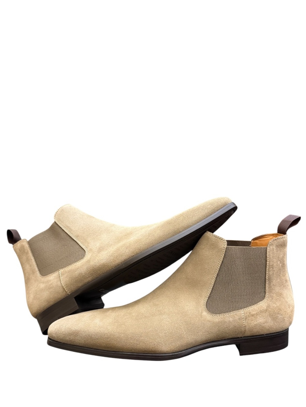 MAGNANNI - TAN BEIGE TAUPE ALL SUEDE LEATHER โSHAWโ CHELSEA BOOTS